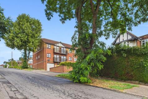 Road Leading up to Maisonette
