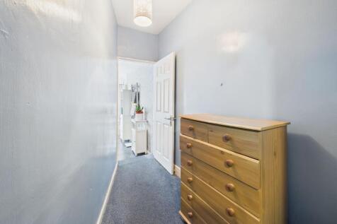 Landing leading to Bathroom