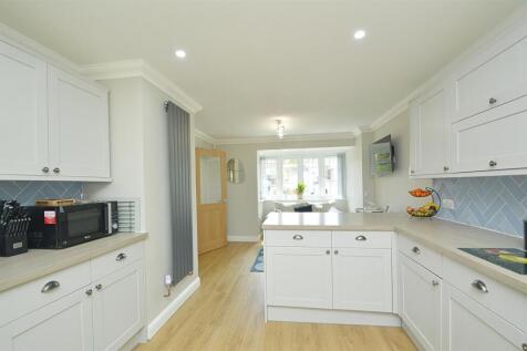resizedKitchen3.jpg