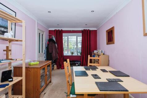 Sitting/Dining Room