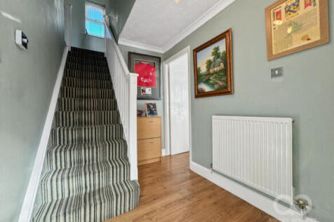 127762agx70394912img010000max656x437