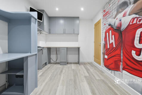 6p1875616p1875620edit