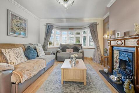 21p2024829p2024833png