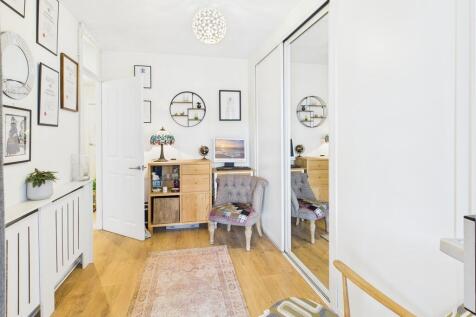 CAM04578G0-PR0024...