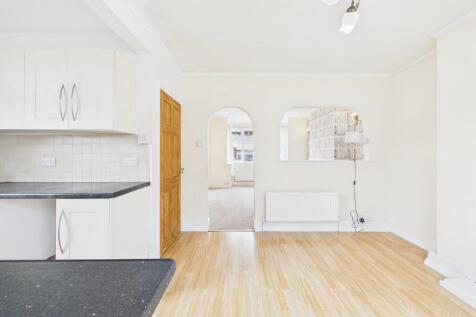 CAM04578G0-PR0032...