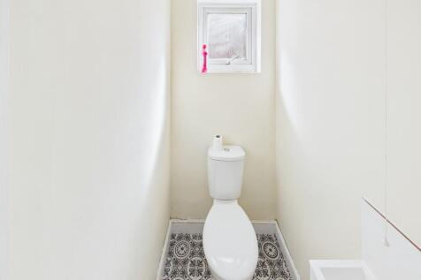 CAM04578G0-PR0025...