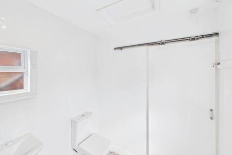 CAM04578G0-PR0025...