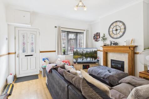 CAM04578G0-PR0028...