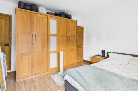 CAM04578G0-PR0028...