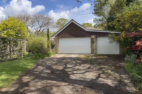 Triple Garage