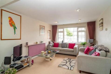 Double Reception Room