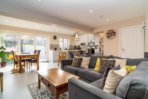 Living / Kitchen-Diner