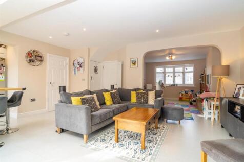 Living / Kitchen-Diner