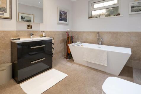 HOUSE BATHROOM