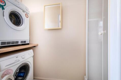 Utility/Shower Room