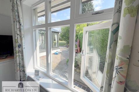 Bedroom One (Feature Window)