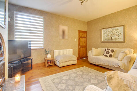Rear Lounge