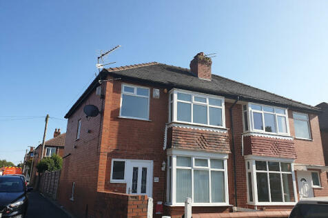 3 Bed House To Rent Stockport