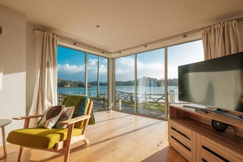 Parry Cuelwq House Outside Photos-13.jpg