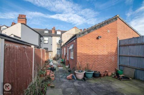 Warwickrd-18.jpg
