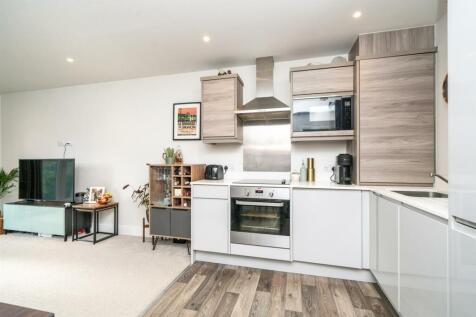 24-Woodland-Court-1015.jpg