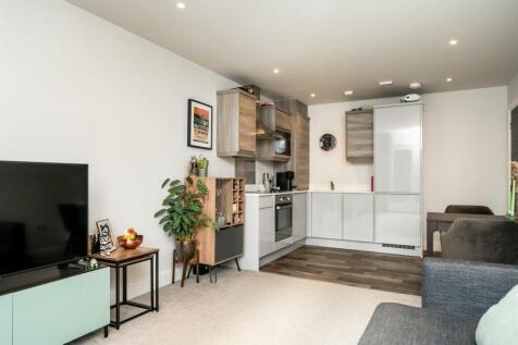 24-Woodland-Court-1012.jpg
