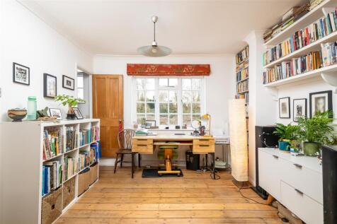 250204 - 10 New England Street, St Albans - 21.jpg