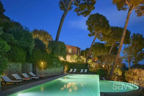 For sale villa with swimming pool 