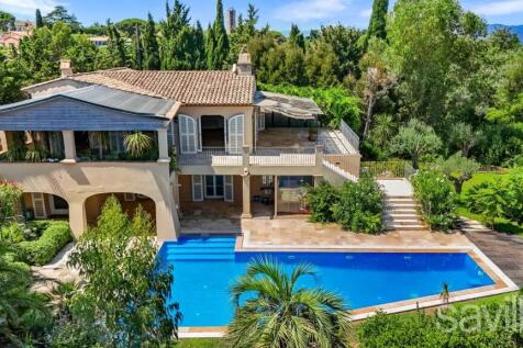 Sea view villa Saint-Tropez