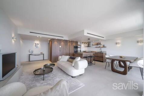 Two bedroom apartment for sale sea views near Cann