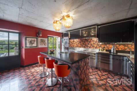 465 PREYRERE DRONE FAYENCE IMMO SAVILLS