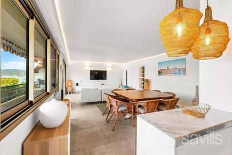 Renovated Apartment With Sea View Terrace