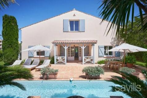Luxury property in the heart of Saint-Tropez