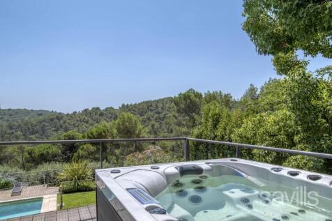 282 RTE DE VALBONNE BIOT IMMO SAVILLS
