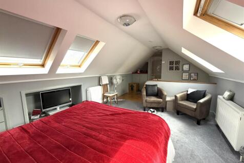 49 armitage loft 2.jpeg