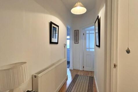 Hallway Lower Level 2.jpg