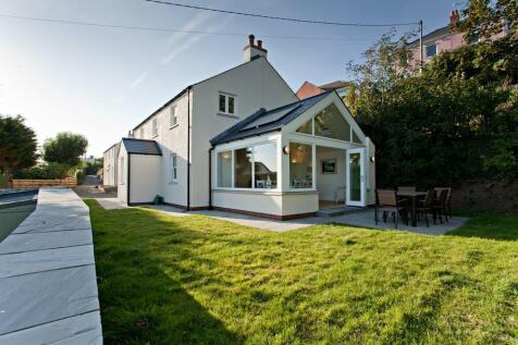 panteg-farmhouse-cottage.pipkht.jpg