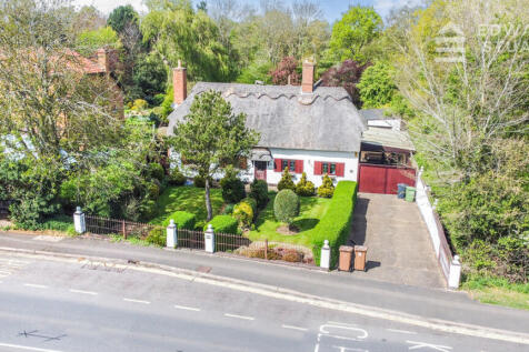 4 Bedroom Cottage For Sale