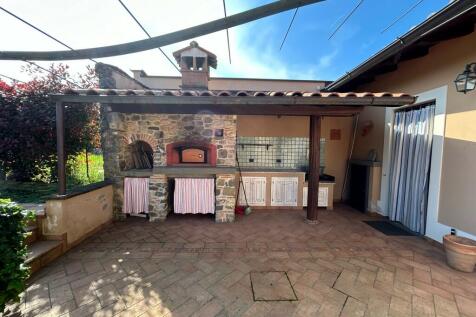 wood-burning oven &amp; 