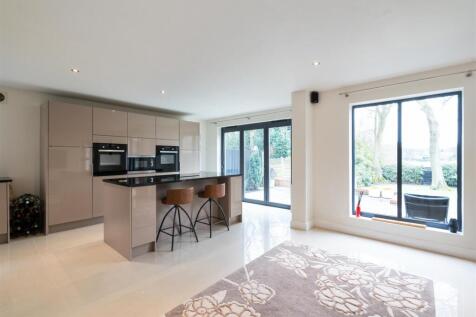 64 Woodlea Drive_56.jpg