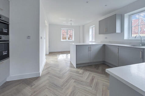 Kitchen/Dining Ro...