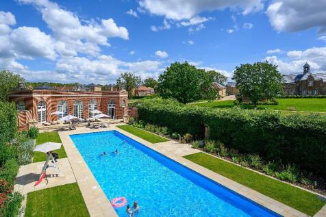 Resident Pool