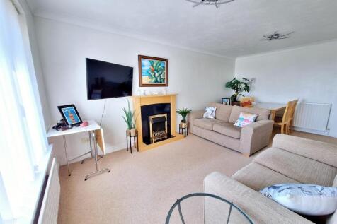 WhatsApp Image 2025-03-17 at 12.01.29 (1).jpeg