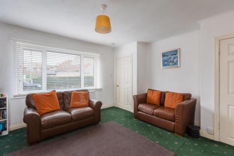 Church View 5 Sitting Room-4.jpg