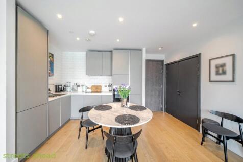 fab3652b-40e2-4f5...