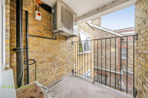 40c09a5f-d479-4f6...