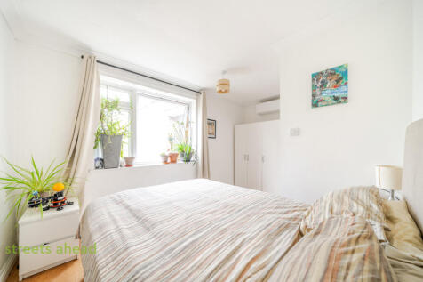 2fc51f66-c7cb-4f0...