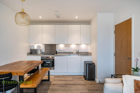 92034c55-5673-4ea...