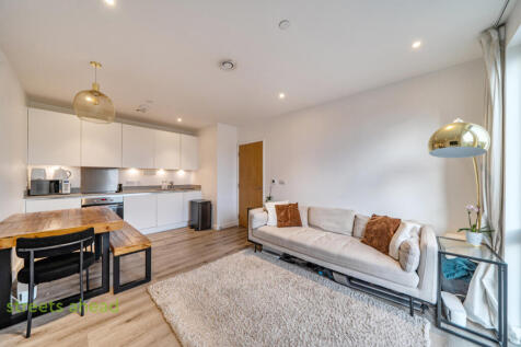 81e56243-7de3-4f5...