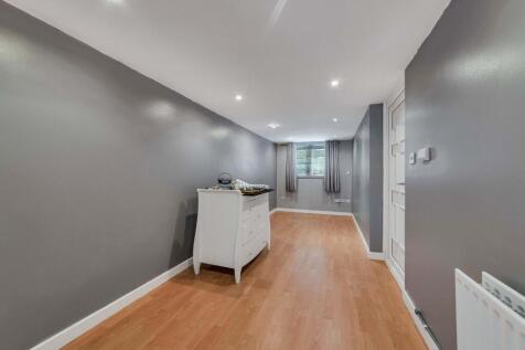 Downstairs Bedroom/Reception